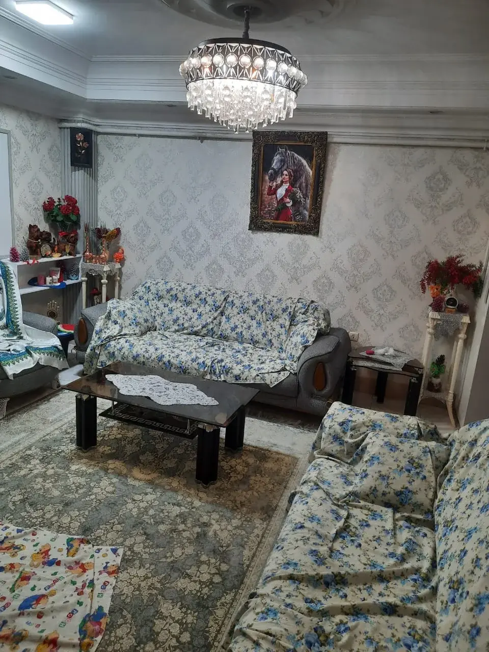 فروش آپارتمان ۸۰ متری در چهارراه گلسار